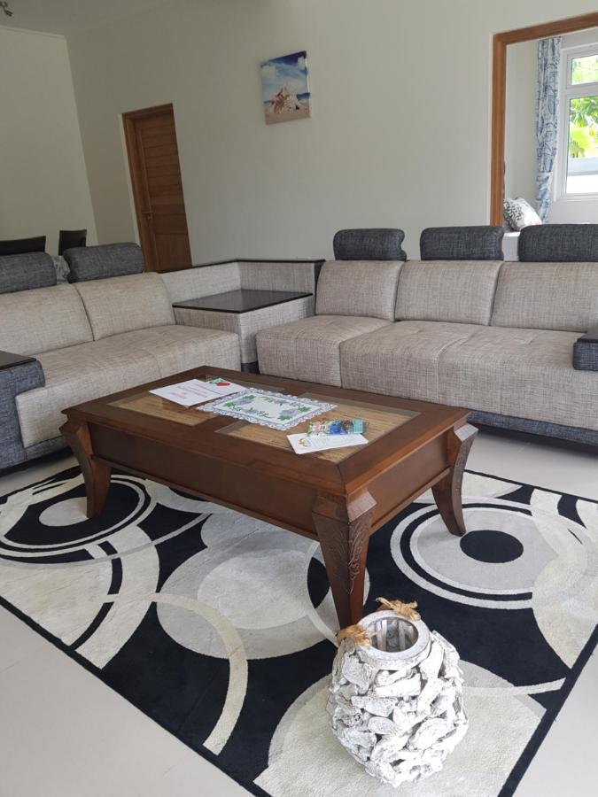 Maison Cattleya Selfcatering Apartment อองซ์รอแยล ภายนอก รูปภาพ
